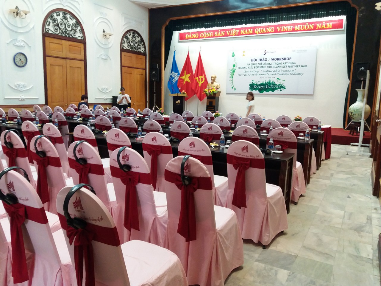 Tổ chức Hội Thảo thương hiệu bền vững cho ngành dệt may Việt Nam