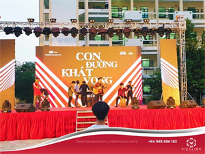 Cho thuê sân khấu tại TP.HCM chất lượng - VietLink Event